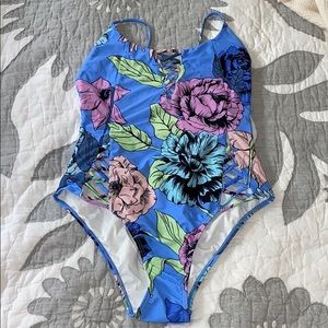Floral swim one piece size S